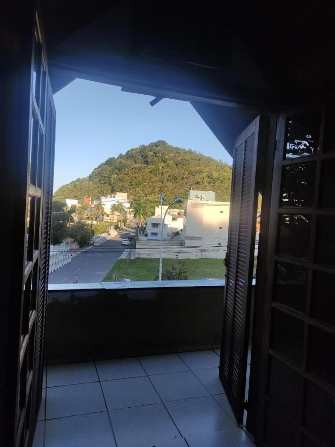 Pousada Bravo House Balneário Camboriú Extérieur photo