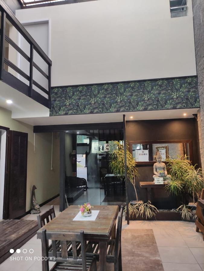 Pousada Bravo House Balneário Camboriú Extérieur photo